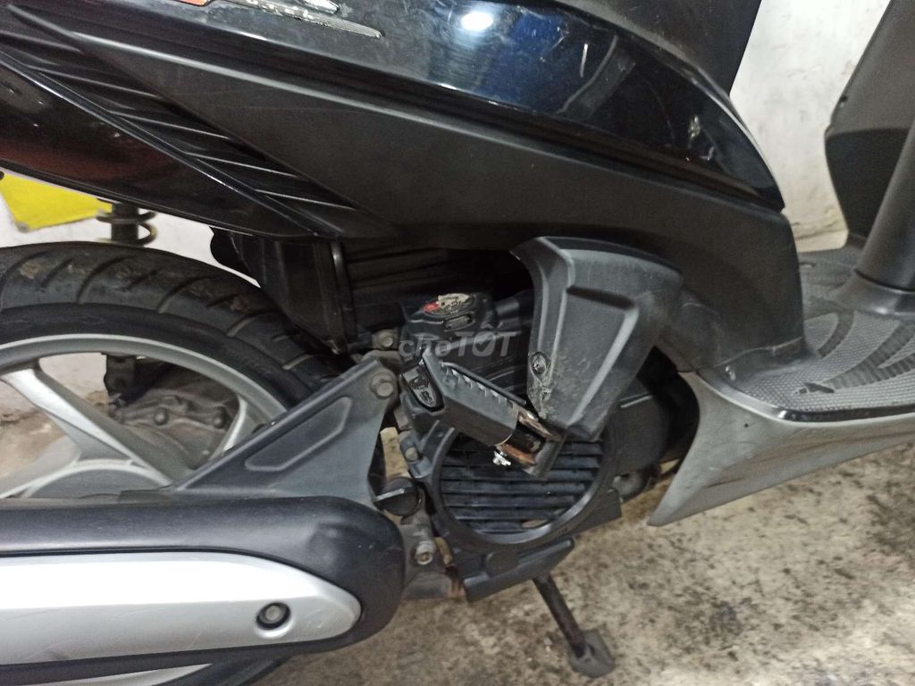 CLICK 110 2008 BSTP NGAY CHỦ GIAO CCCD CHỮ KÍ CHỦ.. Mua bán Xe máy tại Quận Bình Tân Tp Hồ Chí Minh được đăng bởi LÊ TRUNG VIỄN. hình 15