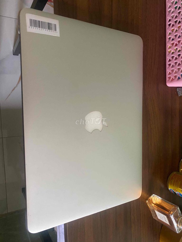 Apple MacBook Air 2012 i5 4GB Bạc. Mua bán Laptop tại Huyện Bình Tân Vĩnh Long được đăng bởi hoaq uyên hình 1