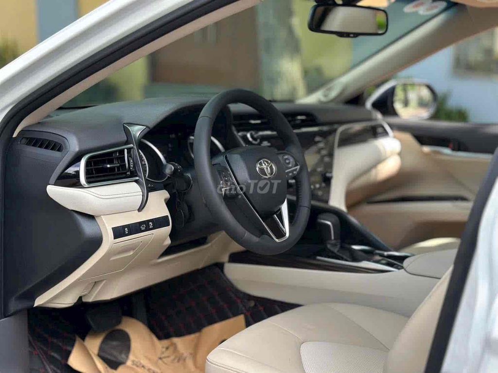Toyota Camry 2.5Q 2019 xe full lịch sử hãng. Mua bán Ô tô tại Quận 1 Tp Hồ Chí Minh được đăng bởi Nguyên hình 7