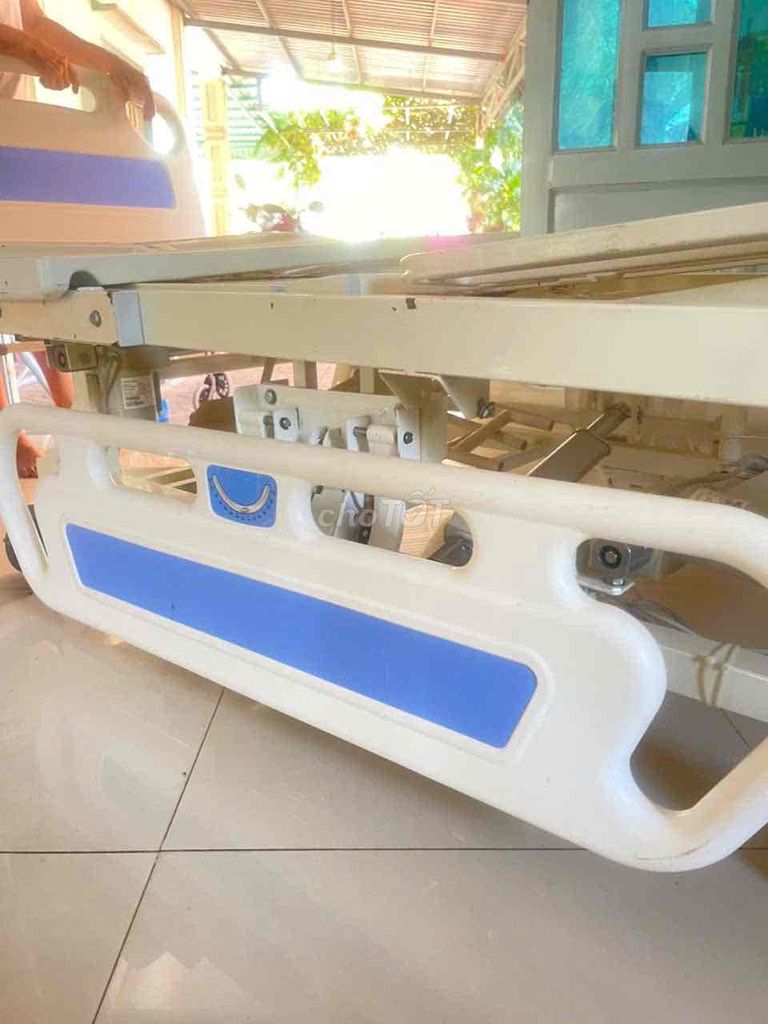 giường bệnh chỉnh điện lucass cỉa mỹ. Mua bán Giường, chăn ga gối nệm tại Huyện Tân Châu Tây Ninh được đăng bởi Loi hình 1