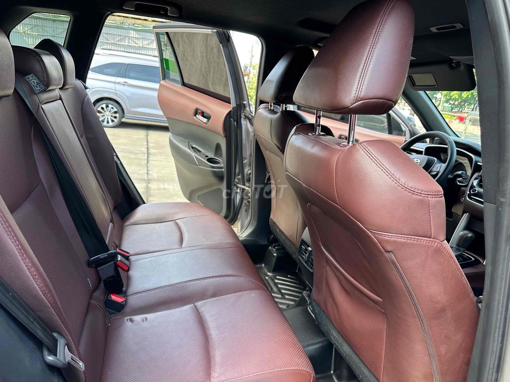 Toyota Corolla Cross 2021 1.8V - 5c tự động HÃNG. Mua bán Ô tô tại Quận Bình Thạnh Tp Hồ Chí Minh được đăng bởi phuongneo hình 6