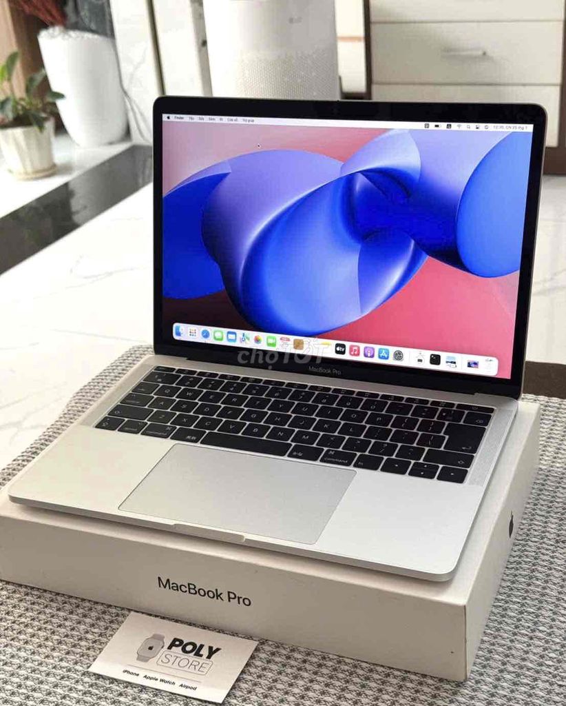Apple MacBook Pro 2017 i5 13.3 inch 16GB/256GB. Mua bán Laptop tại Quận Bình Tân Tp Hồ Chí Minh được đăng bởi POLY STORE APPLE hình 1