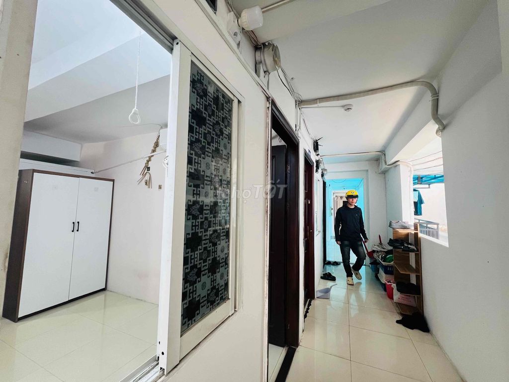 Cho Thuê Phòng Studio, Đủ Nội Thất, Ngay Sát Sân Bay, Tiện Bình Thạnh