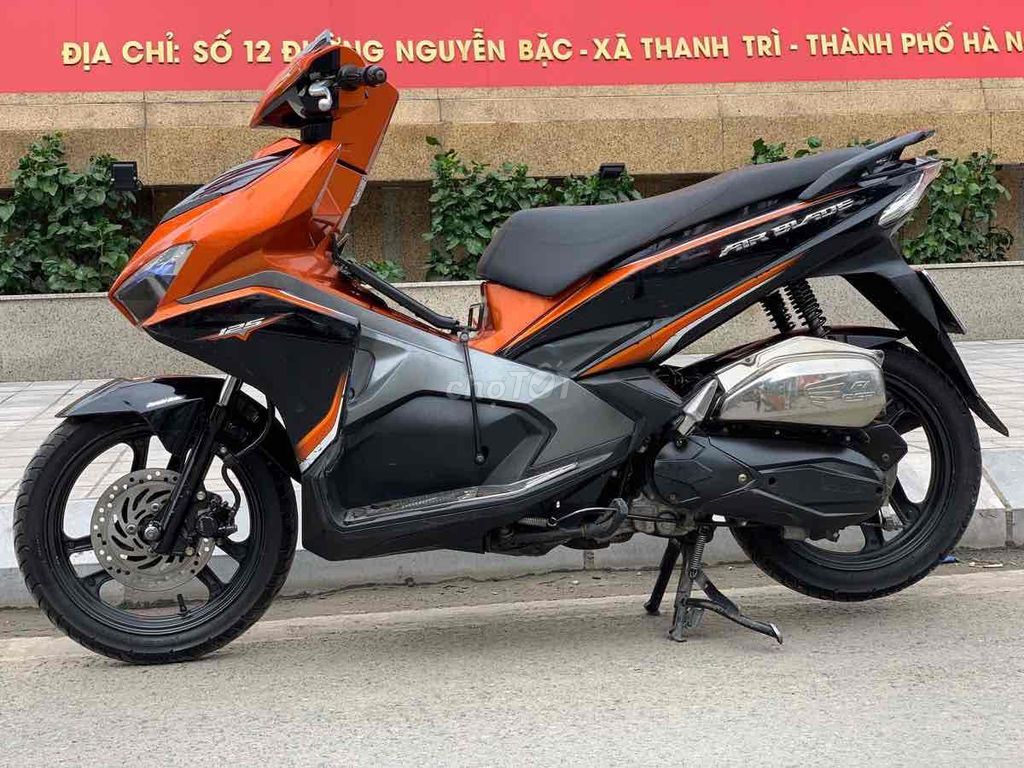 Bán xe blade máy zin sơn zin dán kín nylon chính c. Mua bán Xe máy tại Huyện Thanh Trì Hà Nội được đăng bởi xe máy chính hãng hình 8