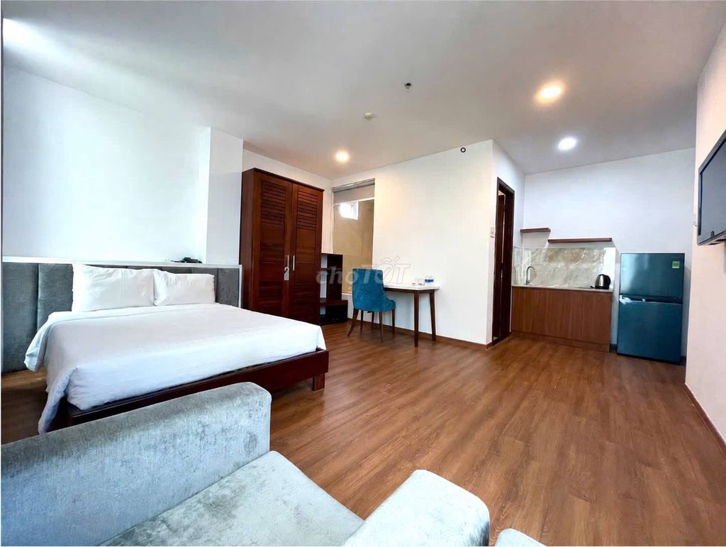 Central 30 m² apartment with cleaning and 24/7 reception — photo 4