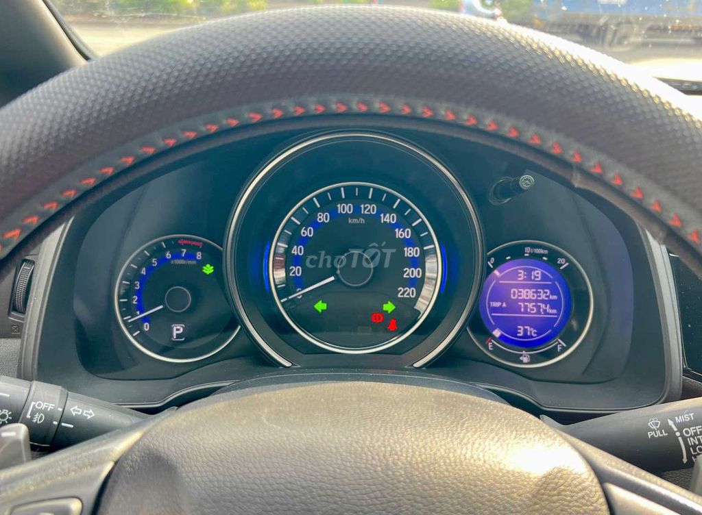 Honda Jazz 2018 RS 38.000 km. Mua bán Ô tô tại Thành phố Thủ Dầu Một Bình Dương được đăng bởi Quốc việt  hình 10