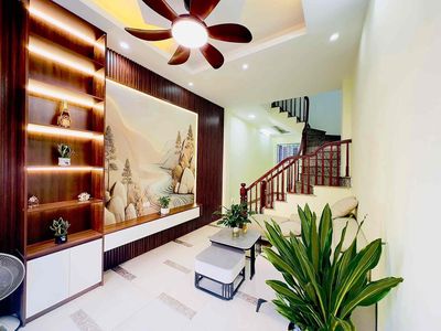 Bán nhà Thịnh Quang, cách oto 10m, nhà mới full nội thất, 46m2*5T. Mua bán nhà ở tại Quận Đống Đa Hà Nội được đăng bởi Ngọc Trâm