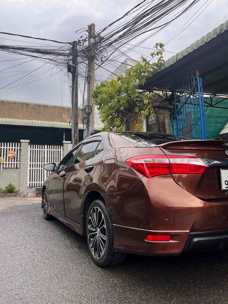 Toyota Corolla Altis 2015 2.0V - 80000 km. Mua bán Ô tô tại Thành phố Biên Hòa Đồng Nai được đăng bởi Nguyễn công minh hình 6