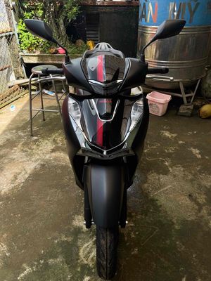 Sh 160 ABS 1 chủ mua mới. Mua bán Xe máy tại Thành phố Bảo Lộc Lâm Đồng được đăng bởi Hùng