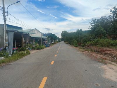 BÁN NHANH LÔ ĐẤT 5x25m. NHỰA 12M THỔ CƯ SÁT MỸ PHƯỚC. Mua bán đất tại Thị xã Bến Cát Bình Dương được đăng bởi NguyễnTòng