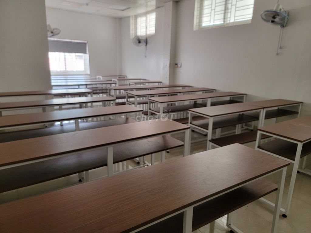 Thanh lý bàn ghế giáo viên, bàn ghế học sinh, bảng. Mua bán Bàn ghế tại Quận Hồng Bàng Hải Phòng được đăng bởi HCT Công ty cổ phần giáo dục hình 1