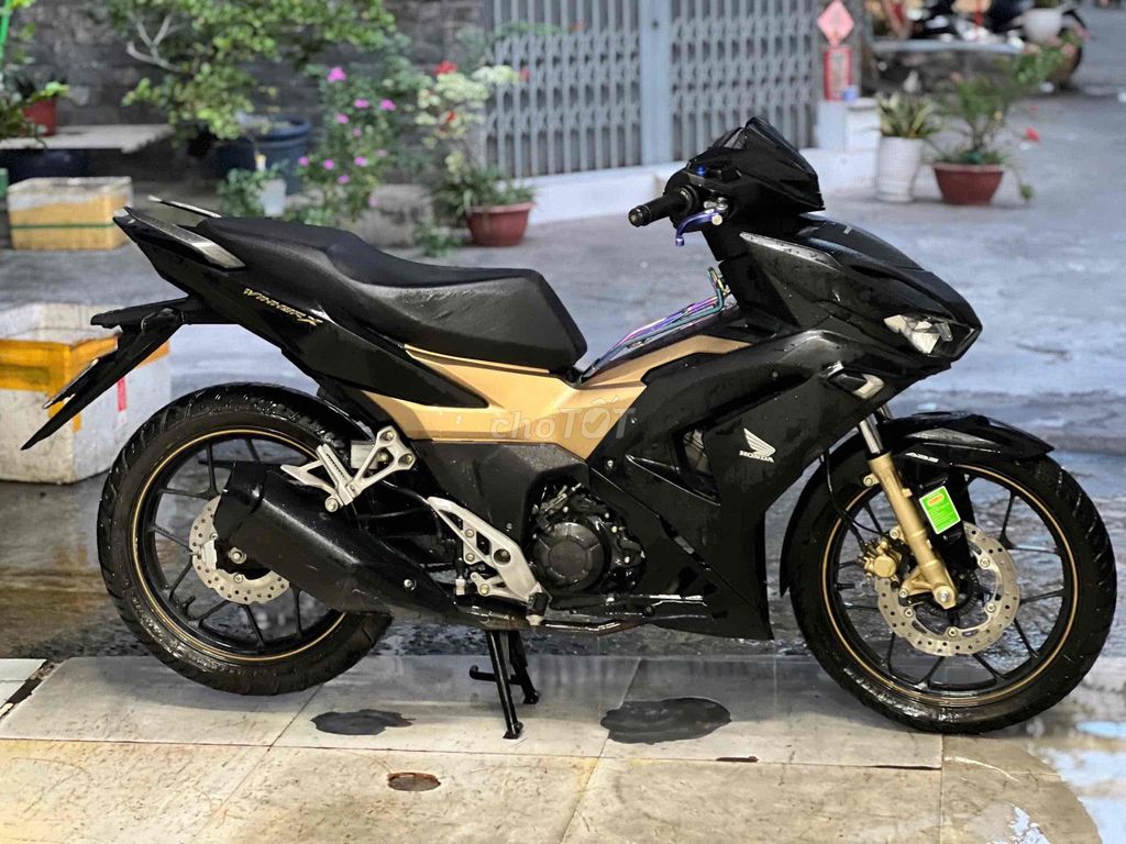 Honda Winner X V3 ABS 2023 Đen Nhám. Mua bán Xe máy tại Quận 11 Tp Hồ Chí Minh được đăng bởi Hưng Từ hình 4