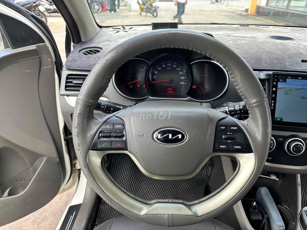 Kia Morning 2015 1.25 MT mua về chỉ việc chạy. Mua bán Ô tô tại Thành phố Uông Bí Quảng Ninh được đăng bởi Toàn Phương Computer hình 8