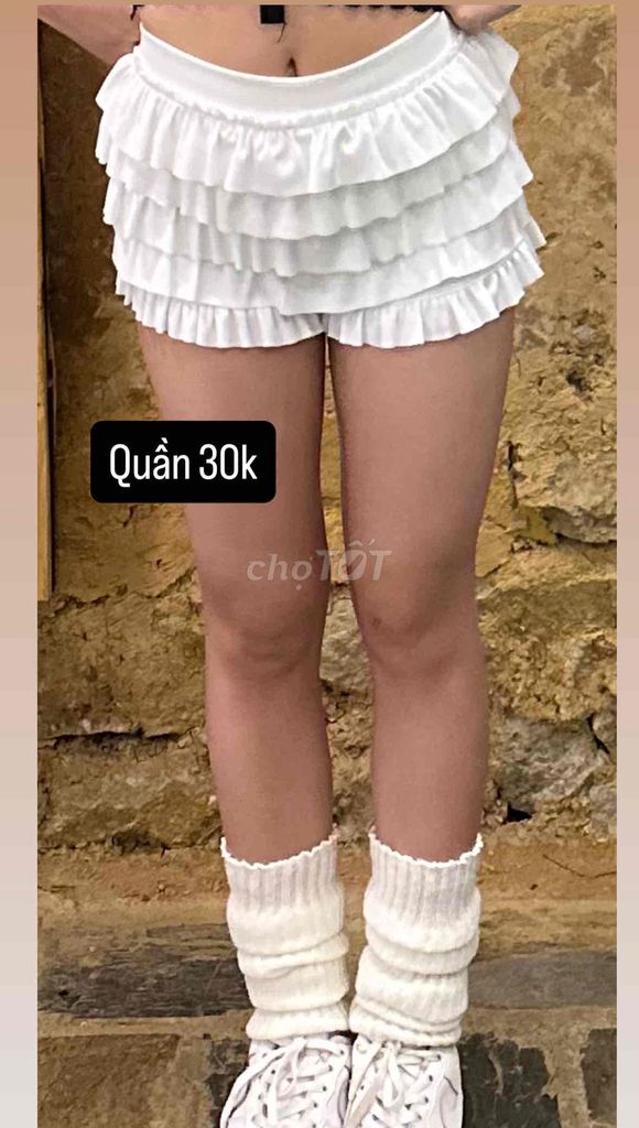 Quần short nữ trắng cotton co giãn size S. Mua bán Quần áo tại Quận Hoàng Mai Hà Nội được đăng bởi Hanna hình 1