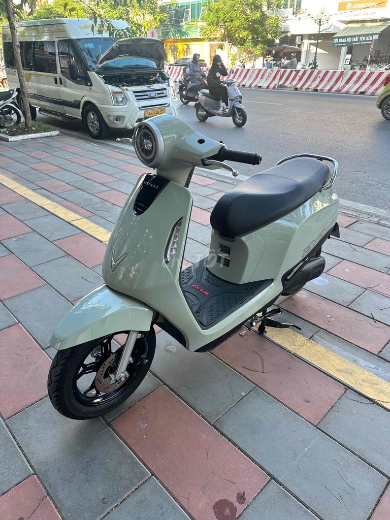 Электрический скутер DK Bike Evo Grand 2026 серый