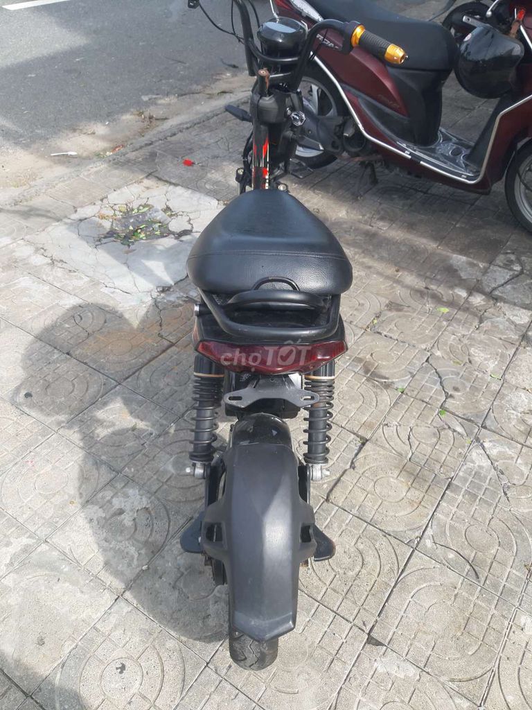Xe còn mới mọi chức năng tốt. Mua bán Xe điện tại Quận Ngũ Hành Sơn Đà Nẵng được đăng bởi Huỳnh Phan Ngọc Thưởng hình 4