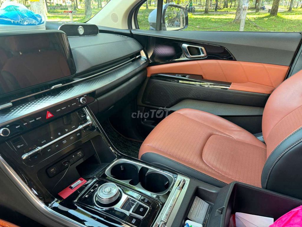 Kia carnival 2.2D luxury  - 35000 km. Mua bán Ô tô tại Thành phố Thủ Đức Tp Hồ Chí Minh được đăng bởi Ms Hiệp  hình 4