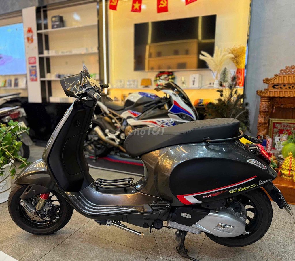 cần bán con vespa. Mua bán Xe máy tại Thành phố Thủ Dầu Một Bình Dương được đăng bởi Hoàng An hình 3