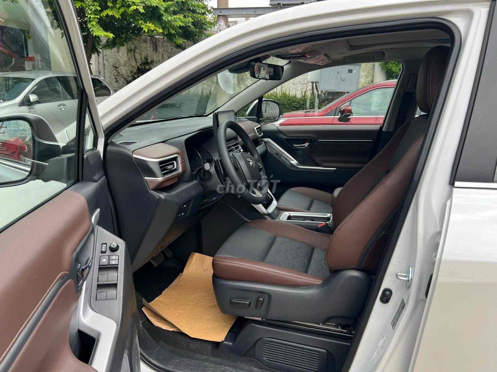 TOYOTA INNOVA CROSS HYBRID🚗GIAO NGAY🎁GIẢM TIỀN MẶT. Mua bán Ô tô tại Quận Gò Vấp Tp Hồ Chí Minh được đăng bởi TOYOTA ĐÔNG SÀI GÒN hình 13