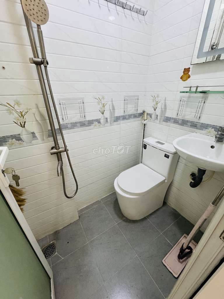 GÒ VẤP BÁN NHÀ NHỎ XINH, BÙI QUANG LÀ, 3 TẦNG, 2 PHÒNG NGỦ,CHỈ 1,85 TỶ. Mua bán nhà ở tại Quận Gò Vấp Tp Hồ Chí Minh được đăng bởi Nguyễn Thế Hưng hình 1
