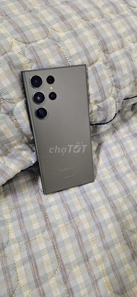 Samsung S23 Ultra Ssvn 512GB . Mua bán Điện thoại tại Quận Cầu Giấy Hà Nội được đăng bởi chang Chang hình 1