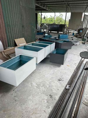 Xưởng sản xuất composite đồ trường học, chậu cây cảnh,…