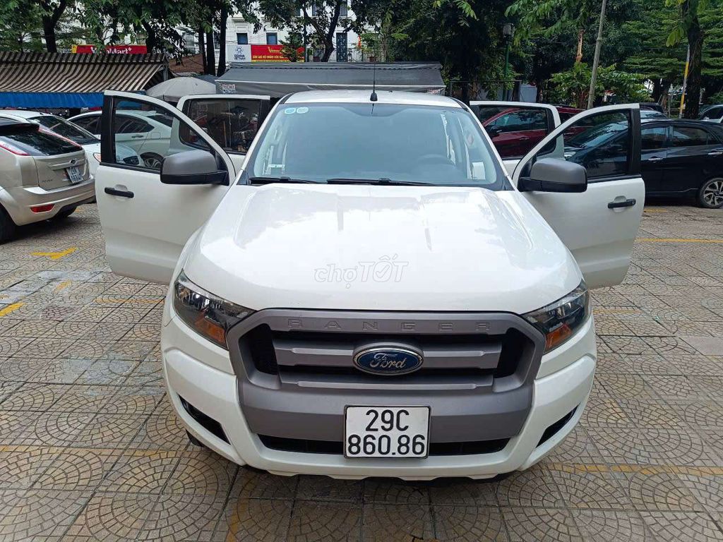 Ranger 2017 XLS 2.2L 4x2 AT - 12000 km. Mua bán Ô tô tại Quận Cầu Giấy Hà Nội được đăng bởi Hà Châu Tuyền hình 9