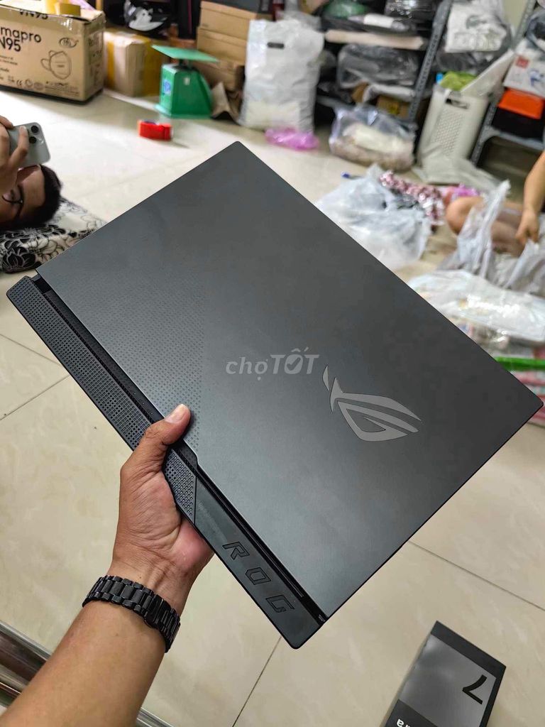 Laptop Rog Strix Ryzen 9-5900HX RTX 3050ti 4GB