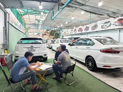 SALE Ô TÔ + NAM KỸ THUẬT DIỆN + DỌN RỬA XE Ô TÔ
