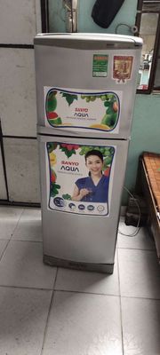 Cần thanh lý tủ lạnh Sanyo 160l sản xuất ok