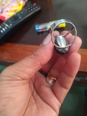 NHẪN  HỢP KIM thép khg gỉ đính đá saphia. Mua bán Đồ sưu tầm, đồ cổ tại Quận 12 Tp Hồ Chí Minh được đăng bởi Thinh Duc