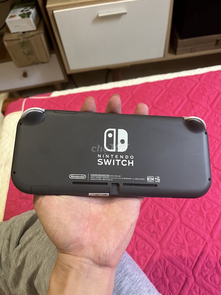 Máy chơi game Nintendo Switch Lite