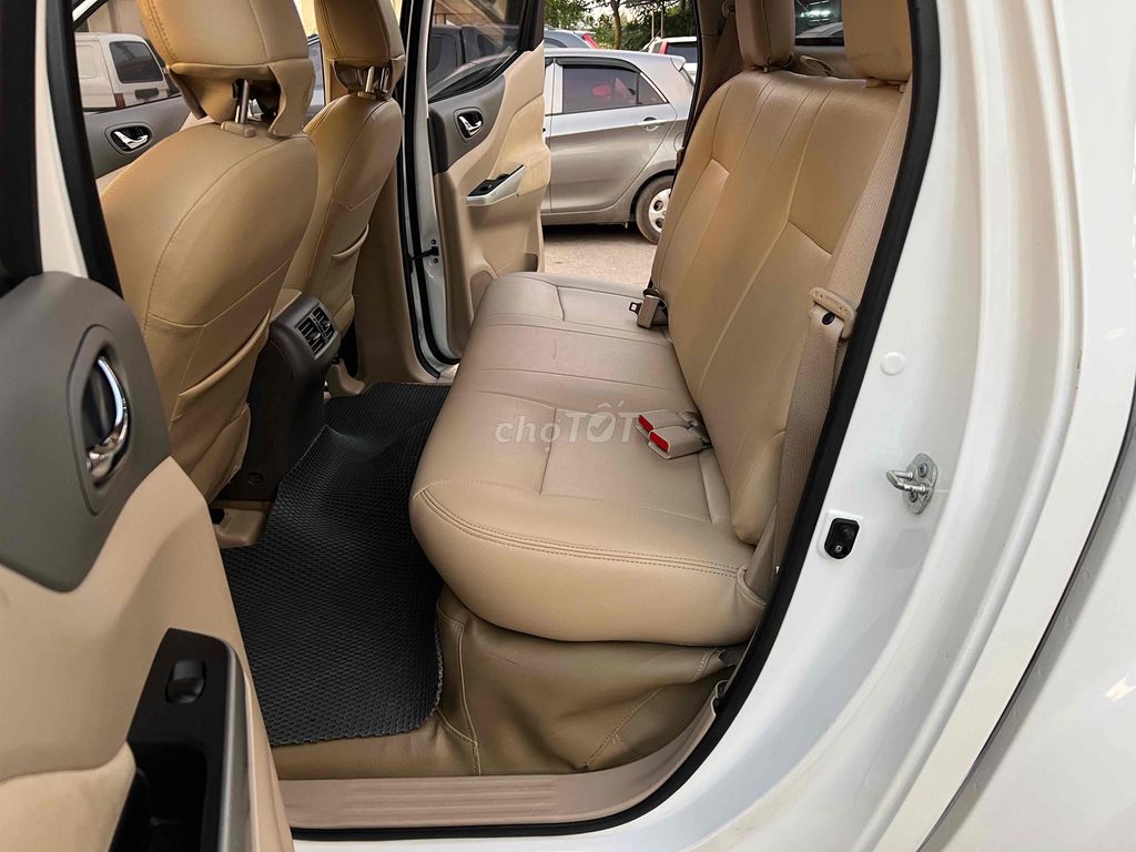 Nissan Navara 2018 EL 2.5 AT 2WD - 110000 km. Mua bán Ô tô tại Quận Hà Đông Hà Nội được đăng bởi Đỗ Tiên  hình 7