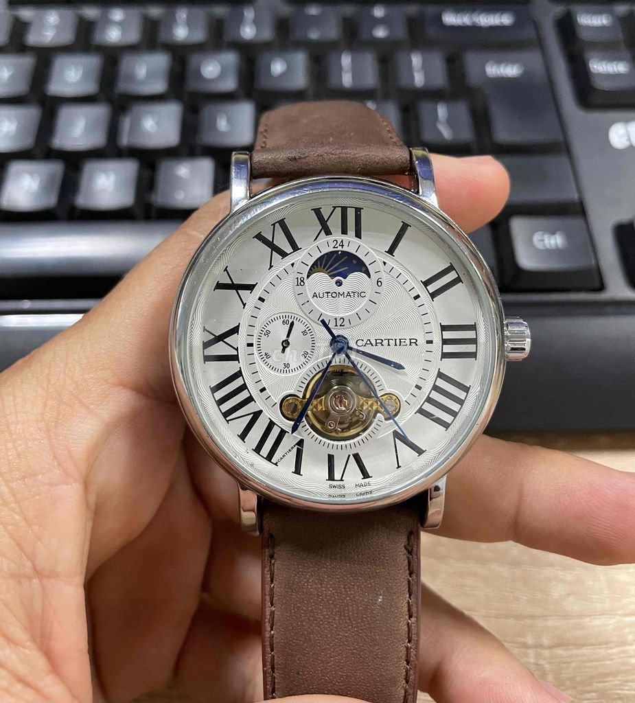 Đồng hồ cơ Cartier