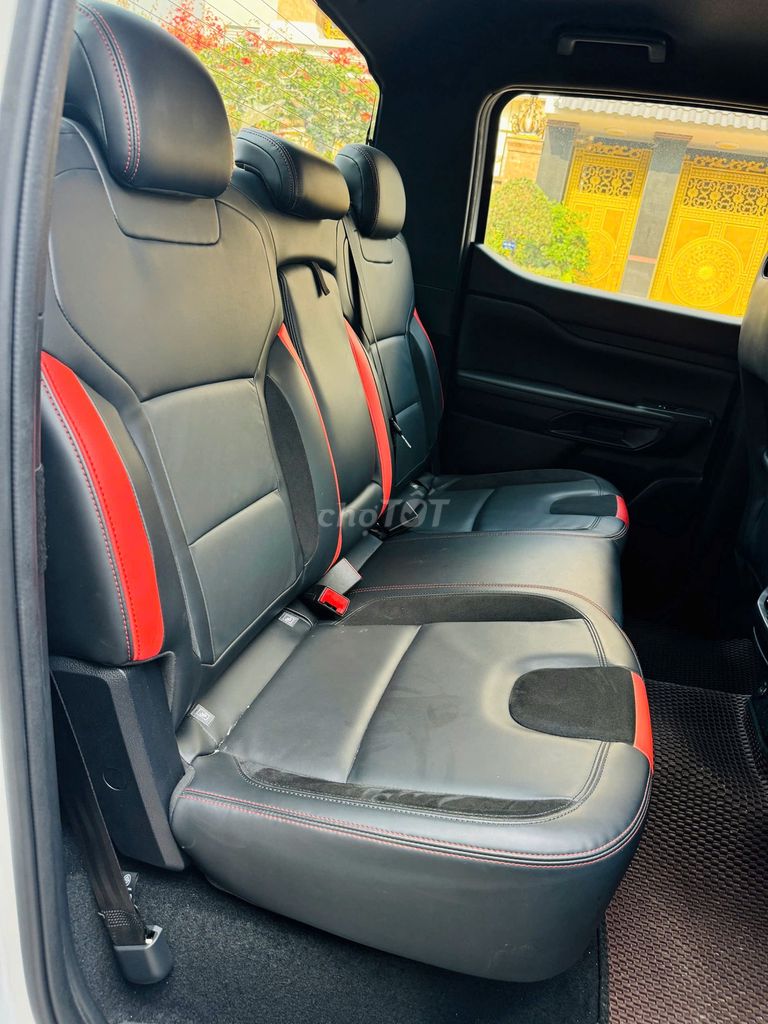 Ford Ranger 2024 Raptor 2.0L 4x4 AT - 23000 km. Mua bán Ô tô tại Thành phố Dĩ An Bình Dương được đăng bởi Siêu Thị Ô Tô Bình Dương  hình 11