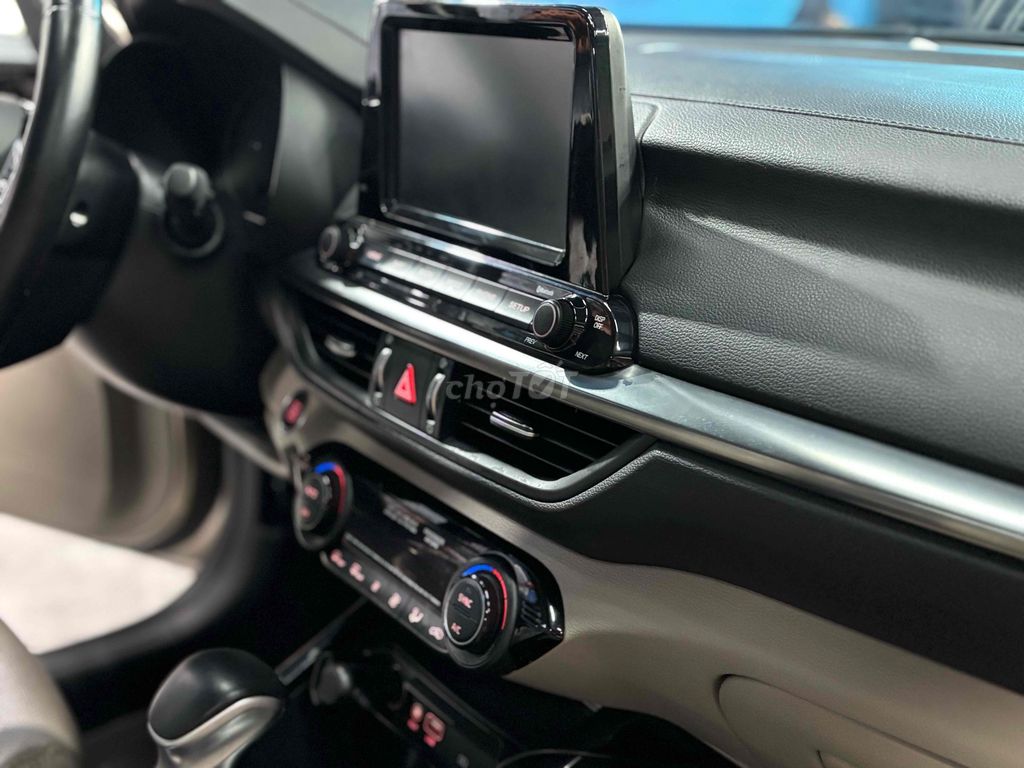 Kia Cerato 2019 1.6 AT Luxury - 21000 km. Mua bán Ô tô tại Huyện Hóc Môn Tp Hồ Chí Minh được đăng bởi Nguyễn Hảo Trung hình 8