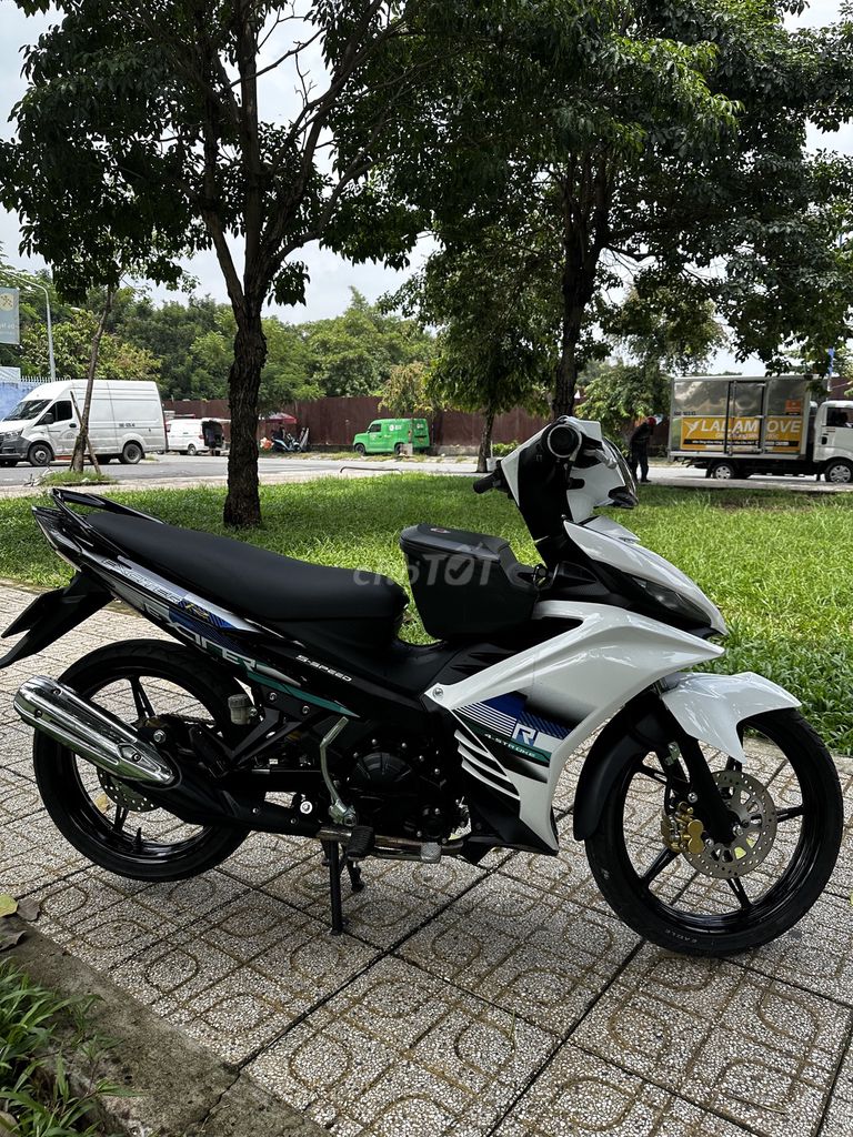 Yamaha Exciter 135 Белый