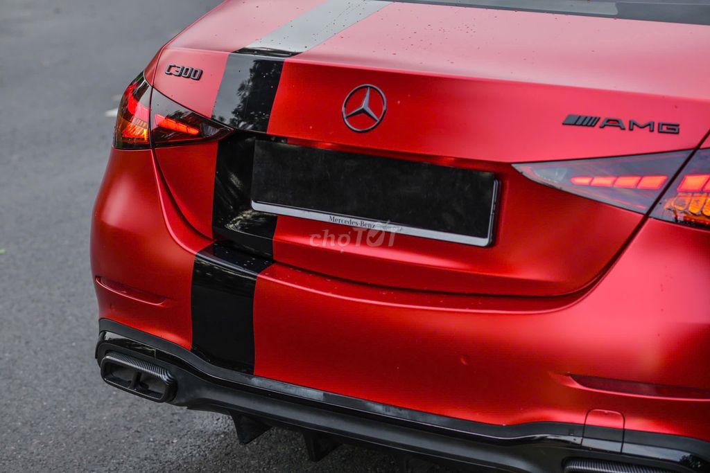 ❤️ Mercedes-Benz C300 AMG 2022, Đỏ nhám cực ngầu. Mua bán Ô tô tại Quận 7 Tp Hồ Chí Minh được đăng bởi Tri Mercedes DNZ hình 11