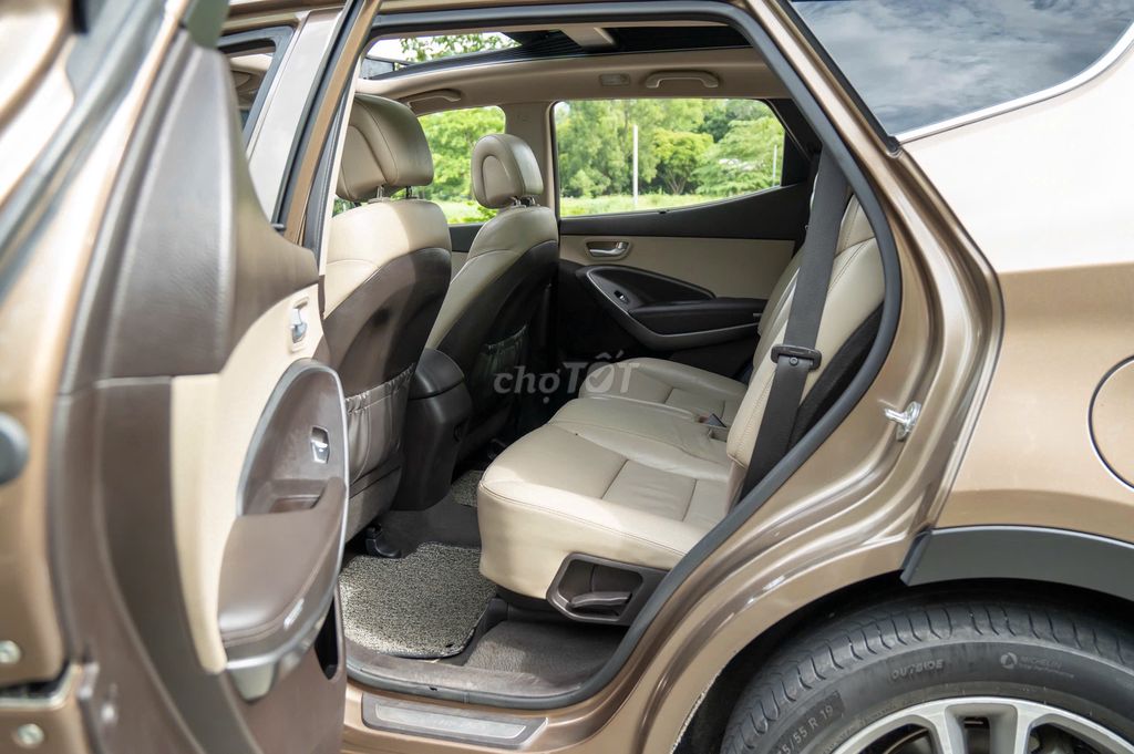 Hyundai Santa Fe 2.4L 4WD 2017. Mua bán Ô tô tại Quận 12 Tp Hồ Chí Minh được đăng bởi Trung Kiên  hình 9