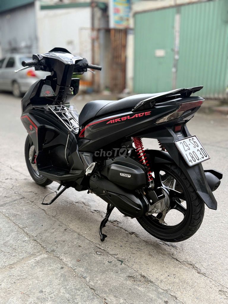 Air Blade 2017, chính chủ nhà sd từ đầu,zin 100%. Mua bán Xe máy tại Quận Nam Từ Liêm Hà Nội được đăng bởi E Hoà hình 2