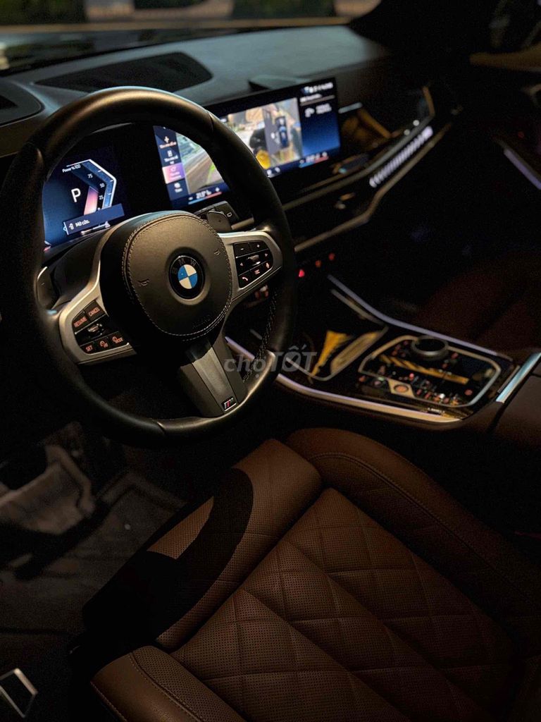 BMW X5 2023 xDrive40i M Sport - 11800 km. Mua bán Ô tô tại Quận 4 Tp Hồ Chí Minh được đăng bởi Bích hình 8