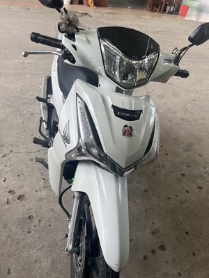 Honda Future Trắng Nữ
