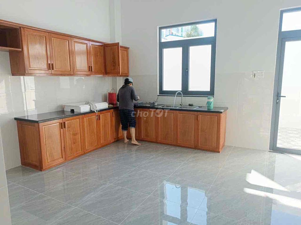 Cho Thuê Nhà 3 Lầu Mới 100% 4 phòng ngủ Khu Dân Cư Hồng Loan. Cho thuê nhà ở tại Quận Cái Răng Cần Thơ được đăng bởi Minh Trang hình 2