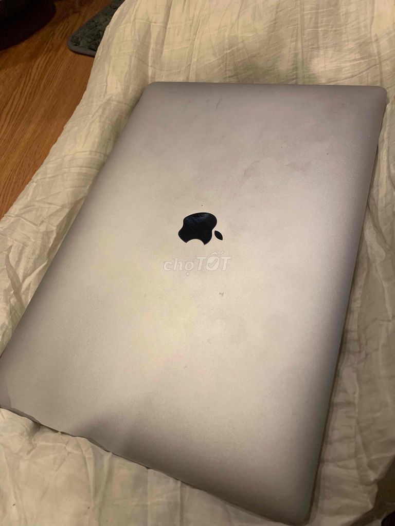 Apple Macbook Pro 2016 i7 16GB/512GB Bạc. Mua bán Laptop tại Thành phố Thủ Đức Tp Hồ Chí Minh được đăng bởi Đào Duy hình 1