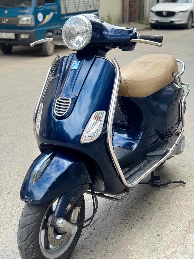 Скутер Piaggio Vespa LX 125 3v i.e. синий, оригинал, как новый