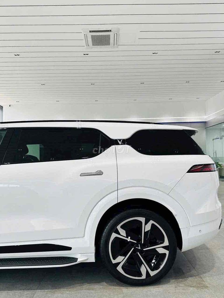 VinFast VF9 - ĐỦ MÀU GIAO NGAY BAO "BANK 90%". Mua bán Ô tô tại Quận 7 Tp Hồ Chí Minh được đăng bởi Kỳ Nguyễn VinFast hình 5