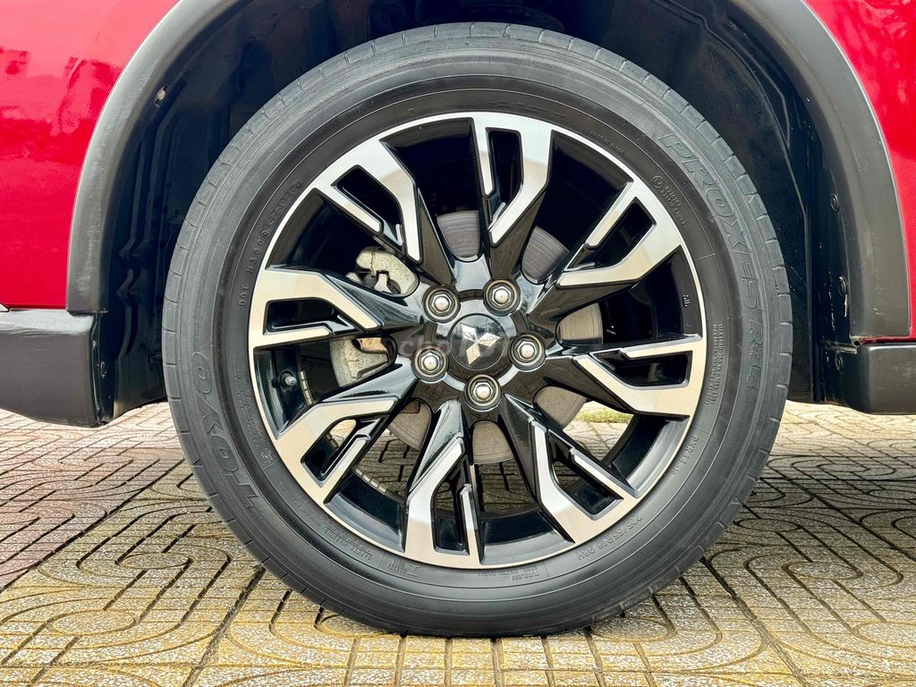 Mitsubishi Outlander 2020 2.0 CVT - 47000 km. Mua bán Ô tô tại Quận Cẩm Lệ Đà Nẵng được đăng bởi nguyễn văn khoa hình 18