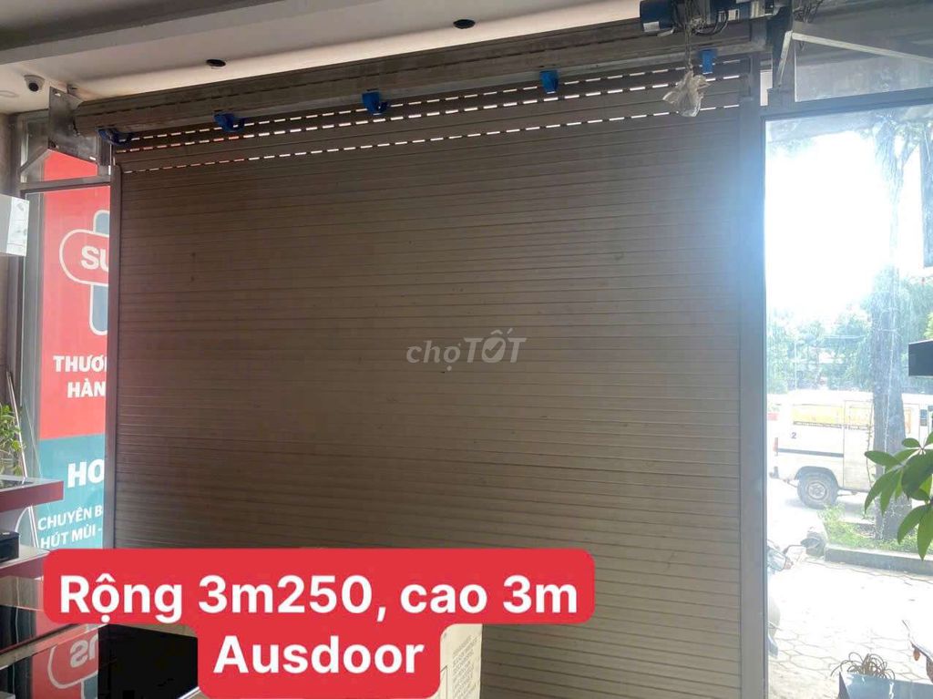 Cửa cuốn Ausdoor 3m250 x 3m đã sử dụng. Mua bán Nội thất, đồ gia dụng khác tại Quận Nam Từ Liêm Hà Nội được đăng bởi Chưa đặt tên.cửa hàng bán thạch cao  hình 1