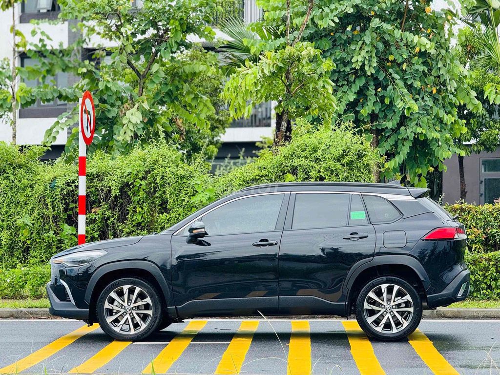 Toyota Corolla Cross 1.8V sản xuất 2022. Mua bán Ô tô tại Quận Hà Đông Hà Nội được đăng bởi A Huan  hình 4