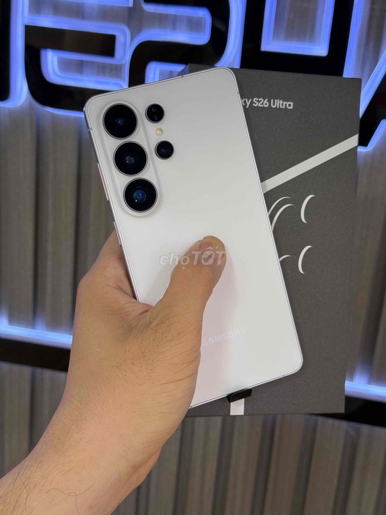 Samsung S26 Ultra 12GB 256GB Bạc 2 sim. Mua bán Điện thoại tại Quận 3 Tp Hồ Chí Minh được đăng bởi 2 Hand STORE  hình 1